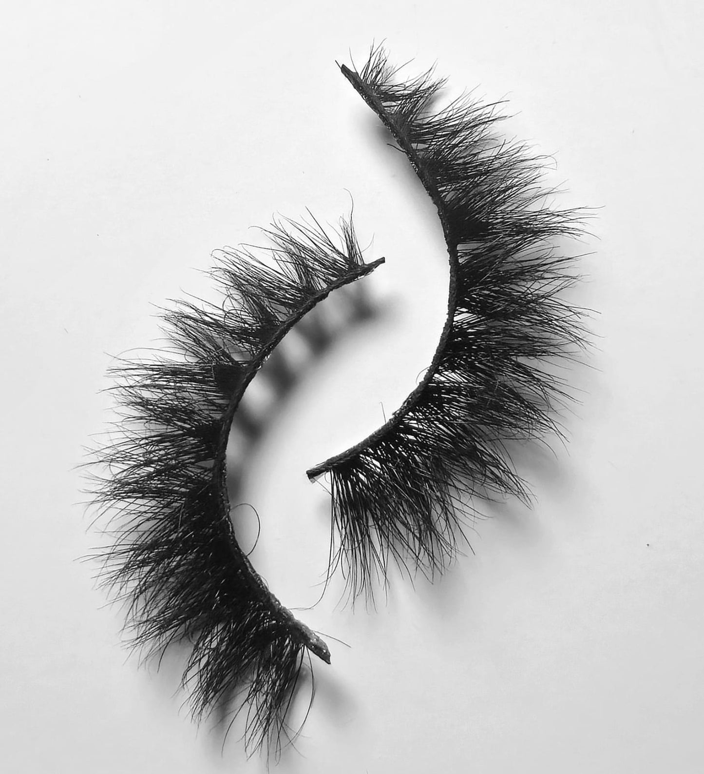 WINGED INTENSITY LUXURY MINK LASHES